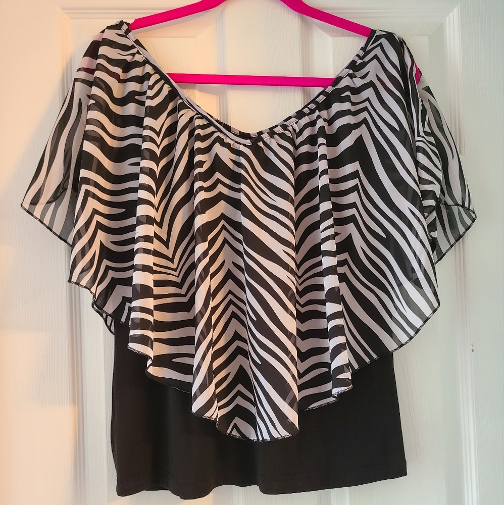 Mystique Aura Tank with Flowing Zibra Print Blouse